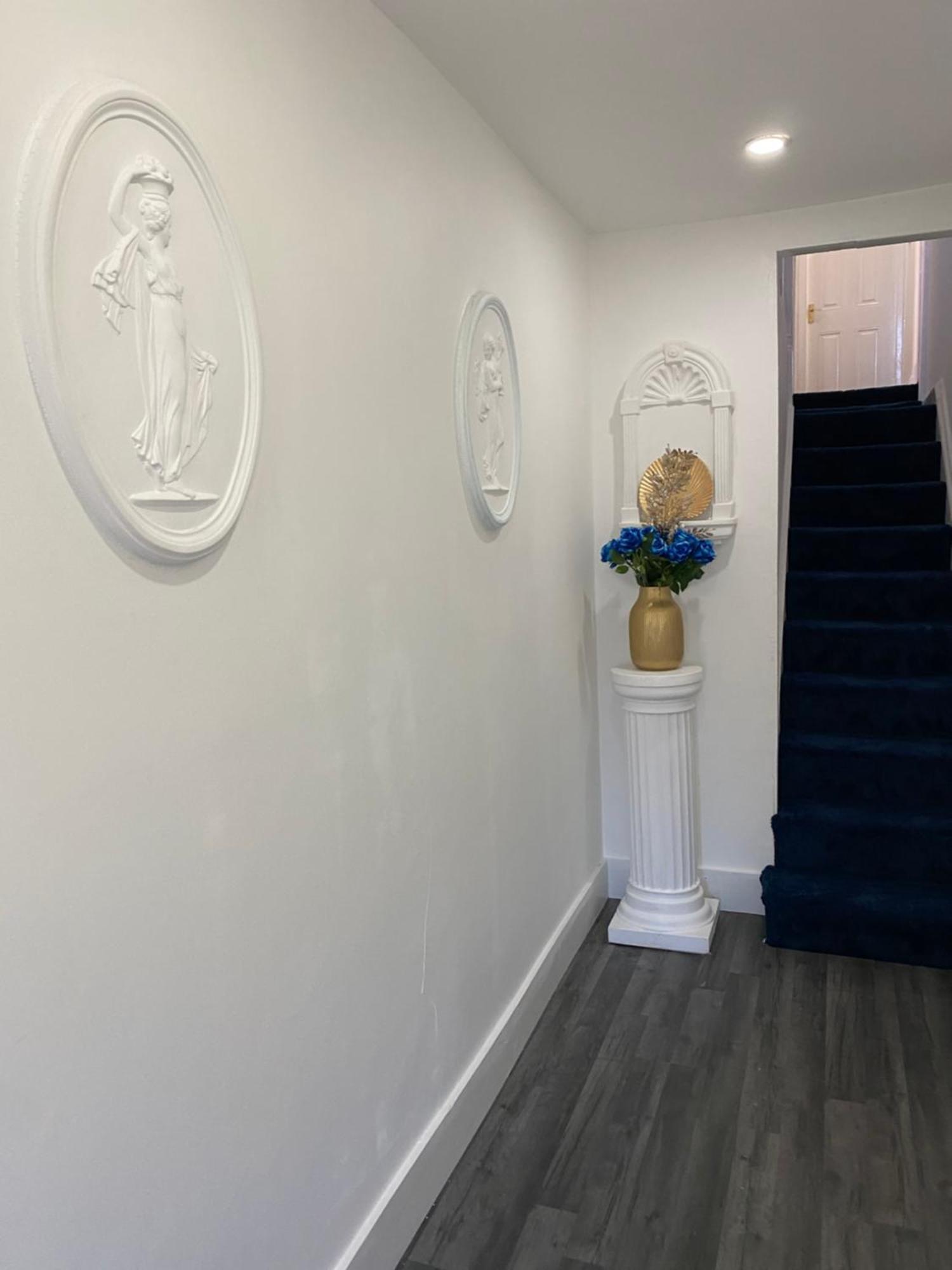 Aquarius Apartment - Sea View - Sleeps Seven Blackpool Exterior photo